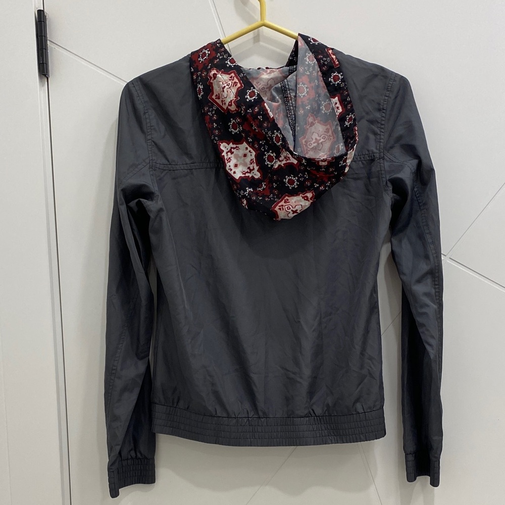 💥 Empyre Hooded Windbreaker Grey Floral Zip Front Lightweight Utility Hoodie - Picture 6 of 9